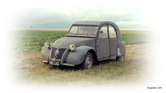 Kebalikan Dari Perencanaannya Yang Rumit, Salah Satu Uji Prototipe Citroen 2CV Justru Sangat Sederhana Karena Hanya Menggunakan Sekeranjang Telur