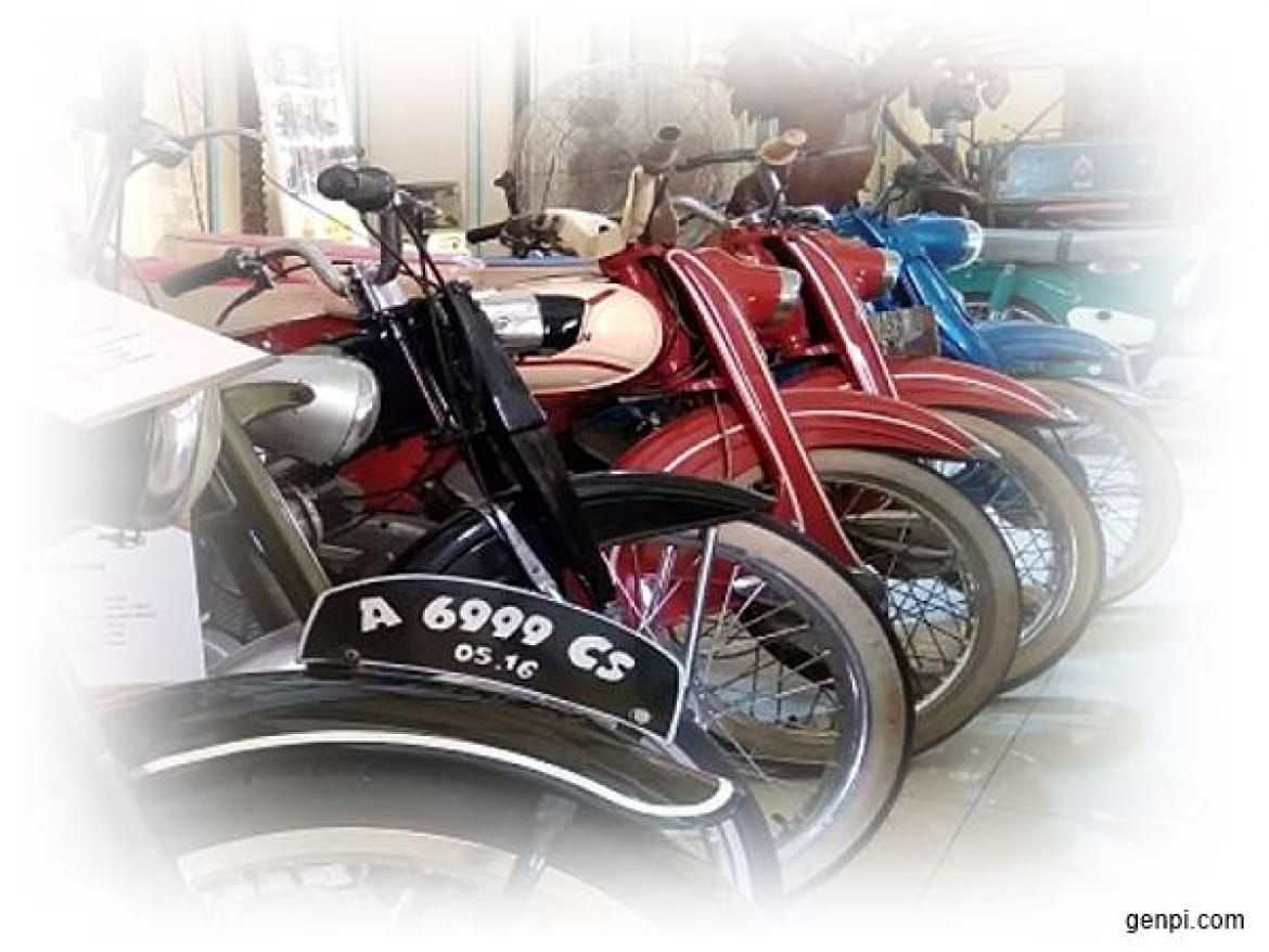 This is A Collection of Antique Motorcycles and Cars in The Museum Kampung Cak Soen